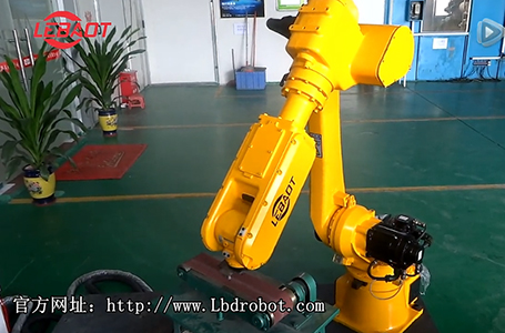 爾必地打磨機(jī)器人小工件打磨拋光案例